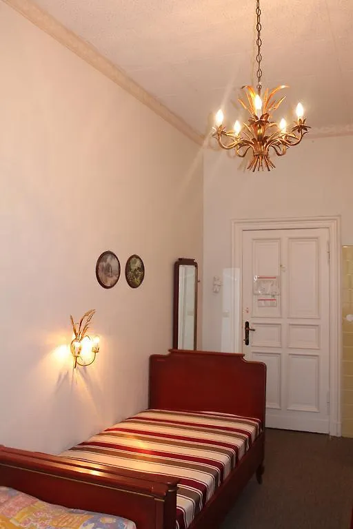 Hotel Pension Columbus Am Kurfurstendamm Berlin Guest house