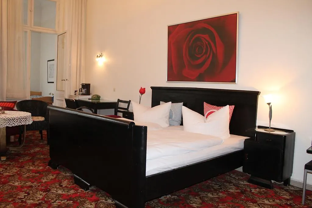 Guest house Hotel Pension Columbus Am Kurfurstendamm Berlin