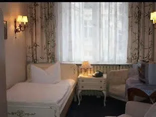Hotel Pension Columbus Am Kurfurstendamm Berlin Guest house