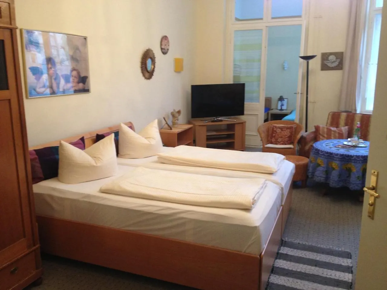 Hotel Pension Columbus Am Kurfurstendamm Berlin Guest house