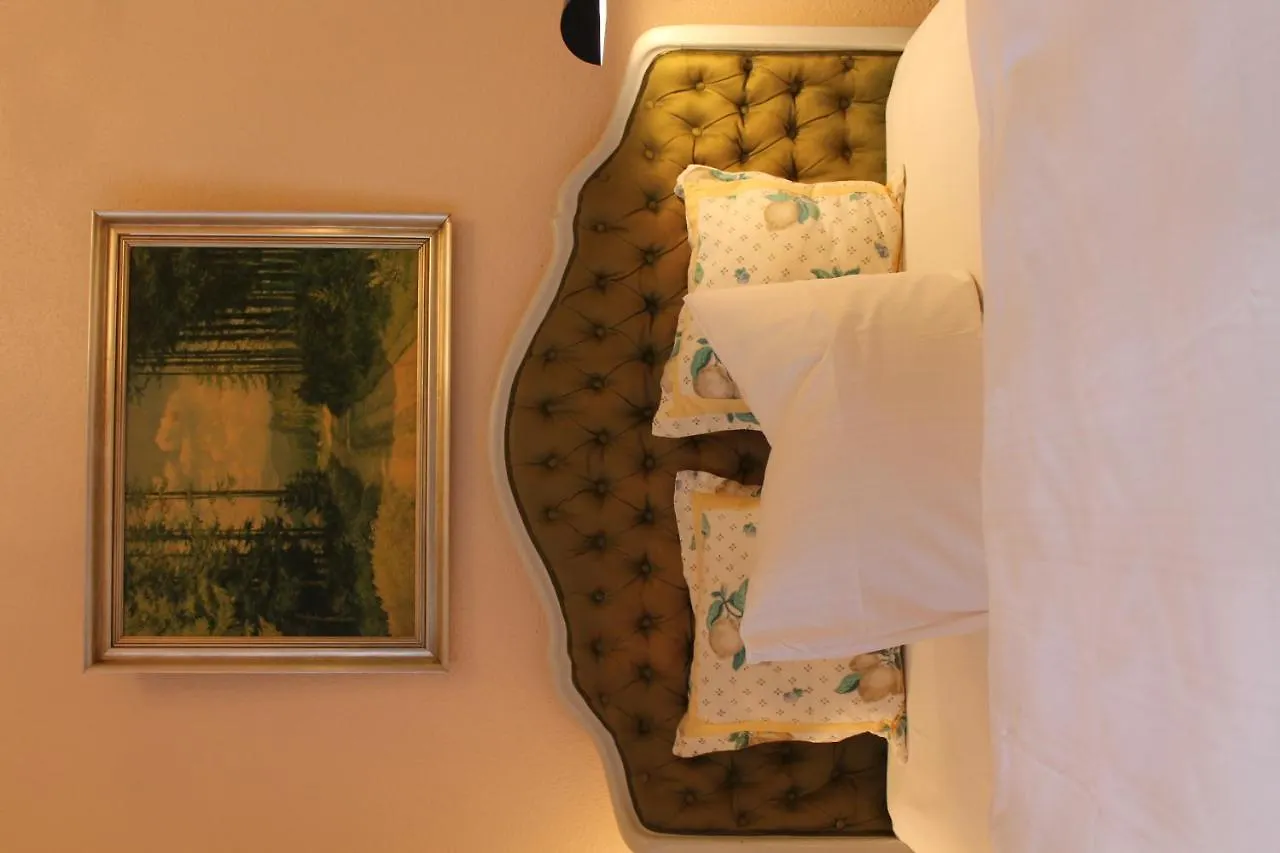 Hotel Pension Columbus Am Kurfurstendamm Berlin